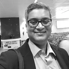 Portrait of Neel, Business Development at Libcom.